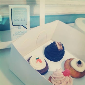 Cupcake Corner Bakery - cupcakes to go - Cafes Near Me - Kraków, Massachusetts Cupcake Corner Bakery - cupcakes to go - Cafes Near Me - Kraków, Massachusetts