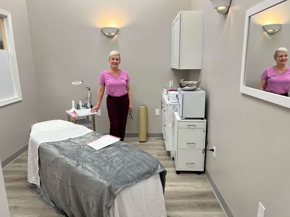 MERLE NORMAN COSMETICS AND DAY SPA Updated September 2024 13 Photos