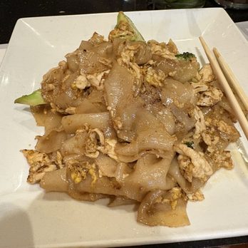 BKNY Thai Restaurant - Pad See Ew - Thai Near Me - Bayside, New York BKNY Thai Restaurant - Pad See Ew - Thai Near Me - Bayside, New York