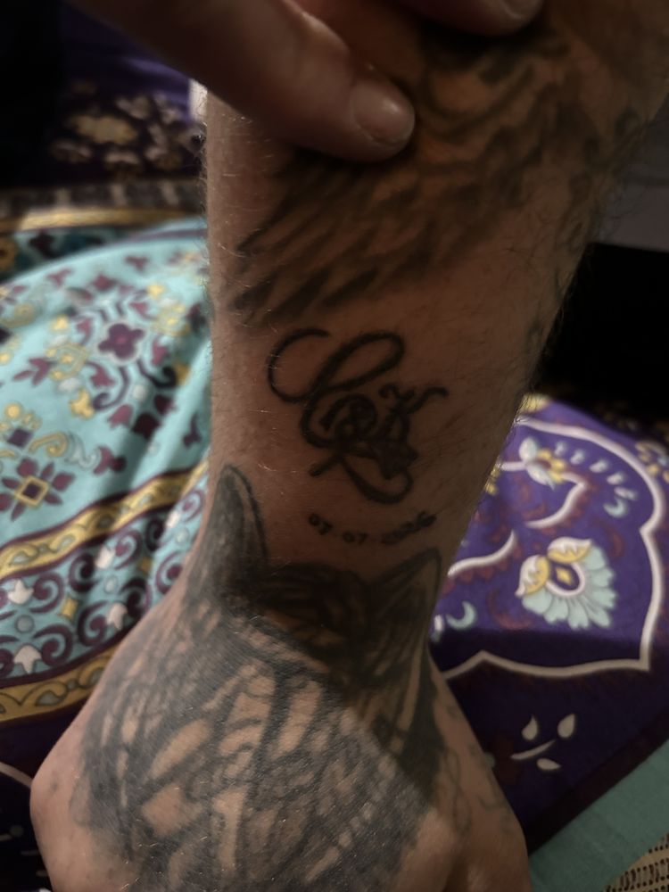 Forever Rookie Ink Logo