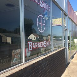 HeadShots - Front entrance