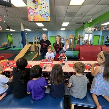 My Gym - Cake and pizza served on the decorated counter tops! - Party & Event Planning Near Me - Trabuco Canyon, California
