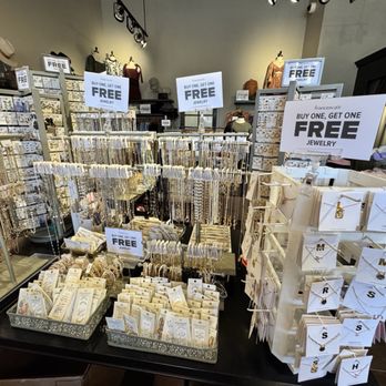 Francesca's Collections - Jewelry Near Me - Rancho Cucamonga, California Francesca's Collections - Jewelry Near Me - Rancho Cucamonga, California