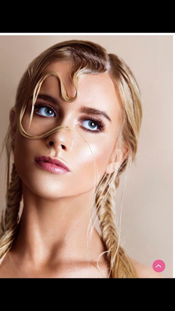 Tangles Katy Logo
