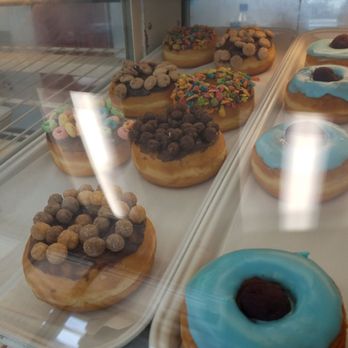 Starbread Bakery - Bakeries Near Me - Union City, California