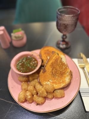 6th & G Breakfast Co by null