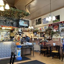 Poultney House of Pizza