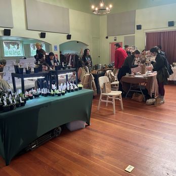 MEADOW - Holiday market. - Venues & Event Spaces Near Me - Los Angeles, California MEADOW - Holiday market. - Venues & Event Spaces Near Me - Los Angeles, California