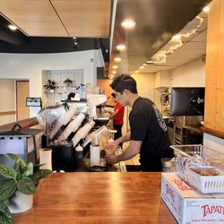 San Fernando Coffee - Workers hard at work