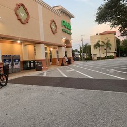 Publix Super Markets