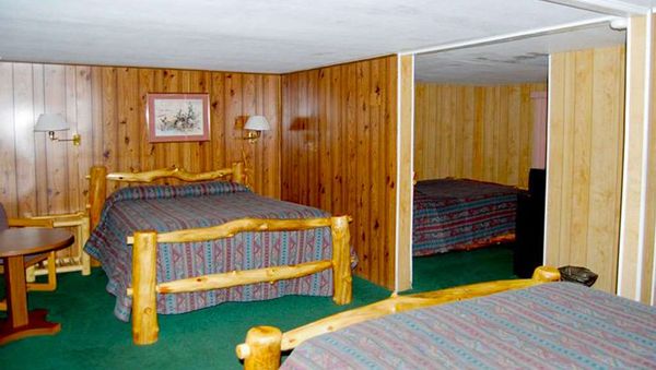 Marianna Inn Panguitch by null