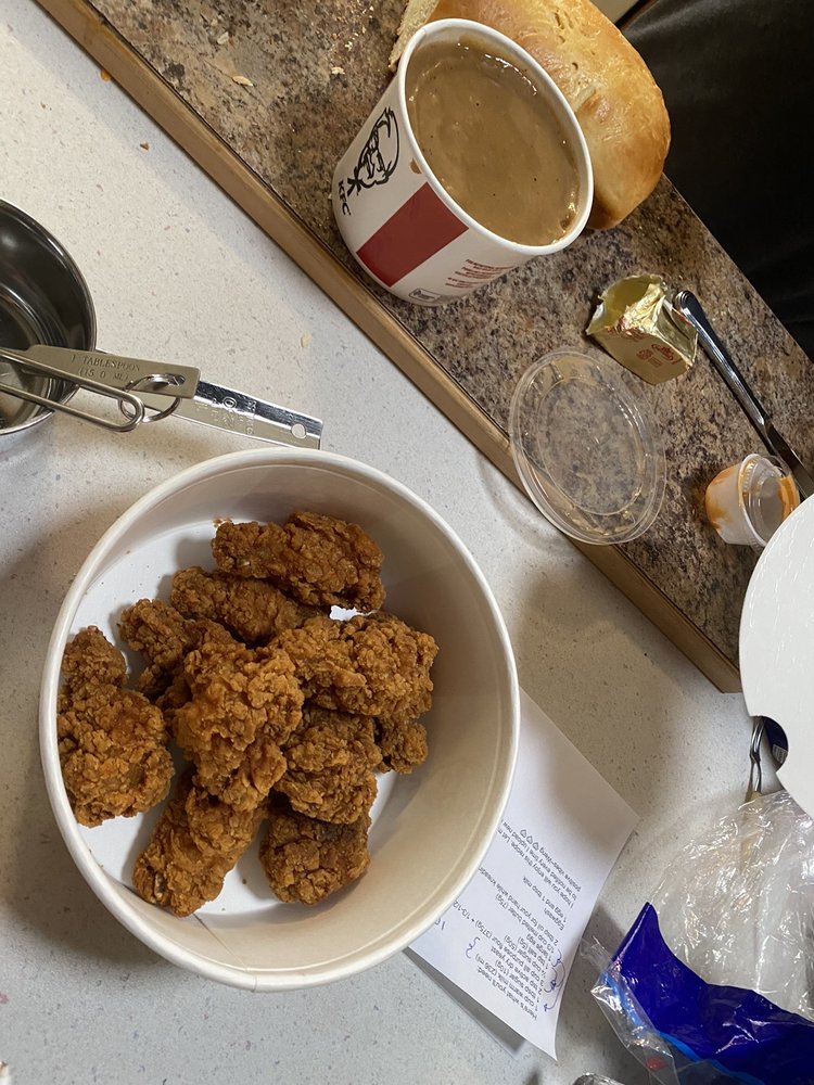 KFC Updated May 2024 520 Highway 33 W, Kelowna, British Columbia Chicken Wings