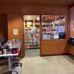 Friends of the Woodcrest Library - Used bookstore