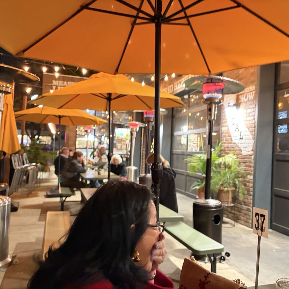 MoJo's Local Tap & Kitchen - Mojo's patio seating - Beer Bar Near Me - Sacramento, California MoJo's Local Tap & Kitchen - Mojo's patio seating - Beer Bar Near Me - Sacramento, California
