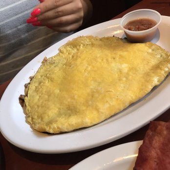Eggs 'n Things - Waikiki Beach Eggspress - Breakfast & Brunch Near Me - Honolulu, Hawaii