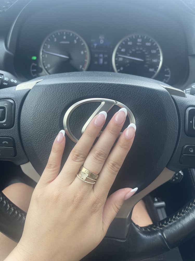 Shore Nails Logo