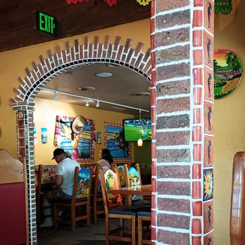 Si Senor - A festive, welcoming atmosphere - Mexican Near Me - Beaverton, Oregon Si Senor - A festive, welcoming atmosphere - Mexican Near Me - Beaverton, Oregon