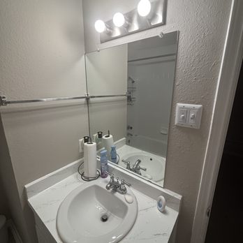 Cg Helping Hands Cleaning - After. - Home Cleaning Near Me Cg Helping Hands Cleaning - After. - Home Cleaning Near Me