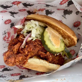 HOWLIN’ RAY’S - Updated June 2024 - 10546 Photos & 7737 Reviews - 727 N ...