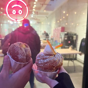 Supermoon Bakehouse - Passionfruit Curd Donut and Cruffin - Bakeries Near Me - New York, New York Supermoon Bakehouse - Passionfruit Curd Donut and Cruffin - Bakeries Near Me - New York, New York
