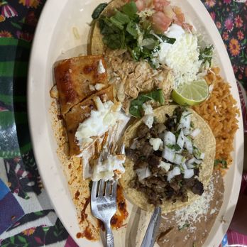 Antojitos Dona Maria - Combination - Mexican Near Me - Summit, Illinois