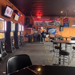 The Throttle Bar - Everyone loves the bowling machine