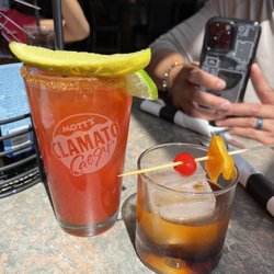 Whispering Pines Golf and Country Club - Cesar's and old fashion