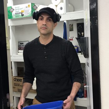 Elmwood Laundry - Elmwood Laundry Attendant on 6-4-21 refusing to wear a mask, etc. - Laundry Services Near Me - Berkeley, California
