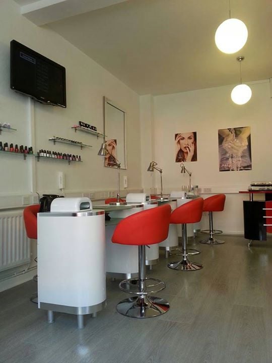 DE LUXE NAIL & BEAUTY 14 Photos 12 Store Street, Dublin 1, Co