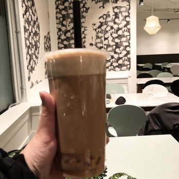 MajesThé - Pu'er tea latte with agar boba - Asian Fusion Near Me - Montreal, Quebec