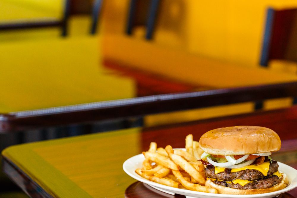Hobby Burger House Logo