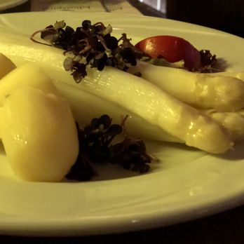 Juliusspital Weinstuben - Asparagus appetizer - Wine Bars Near Me - Würzburg, BY