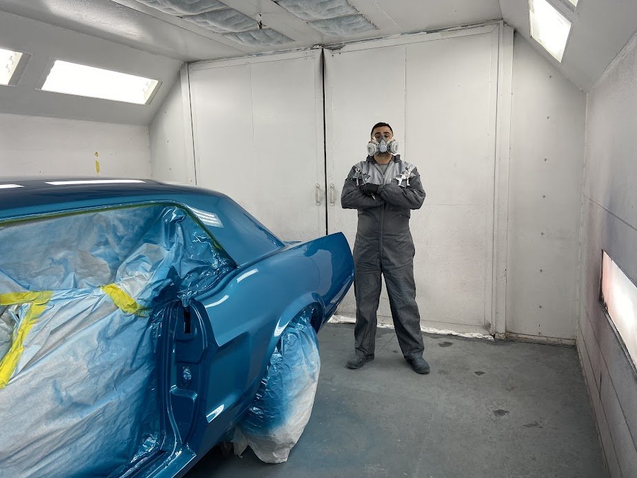 SOLUTION AUTO CENTER Updated October 2024 7052 Reseda Blvd, San Fernando Valley, California