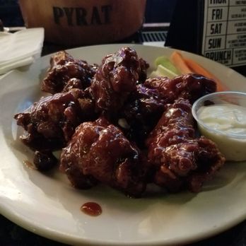 Weather Mark Tavern - Bbq chicken wings (8) - Pubs Near Me - Chicago, Illinois Weather Mark Tavern - Bbq chicken wings (8) - Pubs Near Me - Chicago, Illinois