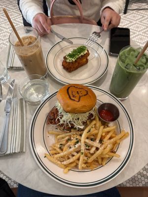 Gateau Ghost by null