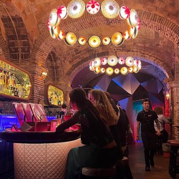 Monk Bar - Asian Fusion Near Me - Barcelona, B Monk Bar - Asian Fusion Near Me - Barcelona, B