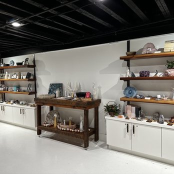 The Crystal Passage - Spiritual Shop Near Me - Omaha, Nebraska
