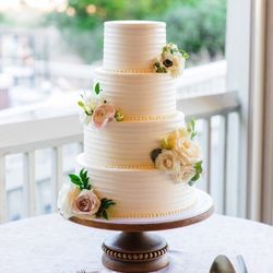 Bloom Custom Cakes