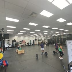 Crossfit Jigsaw - Side entrance