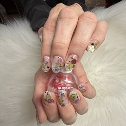 Manicure with nail art done by Tiffany Manicure with nail art done by Tiffany