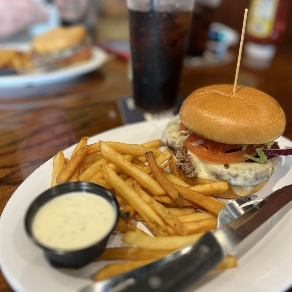 The Best 10 Arcades near Mitchell's Sports Bar & Gaming in