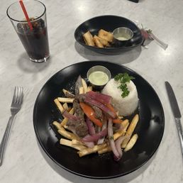 Lomo Saltado
