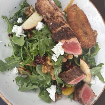 OB Surf Lodge - Fried goat cheese salad with seared ahi tuna - Breakfast & Brunch Near Me - San Diego, California
