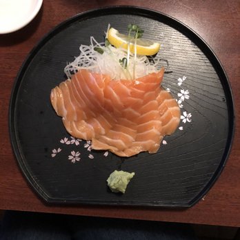 Ginza Sushi - Salmon sashimi - Sushi Bars Near Me - Honolulu, Hawaii Ginza Sushi - Salmon sashimi - Sushi Bars Near Me - Honolulu, Hawaii
