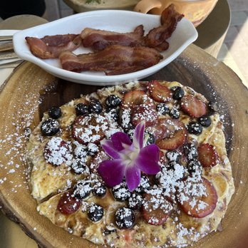 The Modern Rose - Peach & Love- Sister dish with Berries because they were out of Peaches - Coffee & Tea Near Me - Deerfield Beach, Florida The Modern Rose - Peach & Love- Sister dish with Berries because they were out of Peaches - Coffee & Tea Near Me - Deerfield Beach, Florida