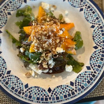 Kua Private Chef Service - Mango goat cheese salad - Personal Chefs Near Me