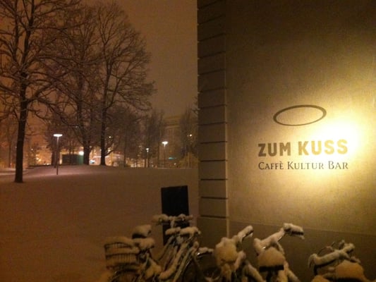 Zum Kuss by null
