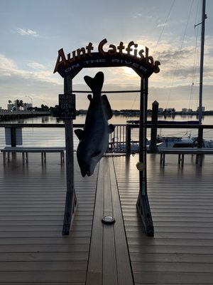 Aunt Catfish's On the River by null