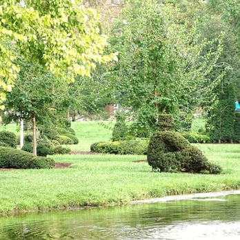 Topiary Park - Cute little free park - Parks Near Me - Columbus, Ohio