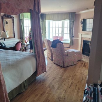 Spindrift Inn - "Boutique" doesn't mean shabby.... - Hotels Near Me - Monterey, California Spindrift Inn - "Boutique" doesn't mean shabby.... - Hotels Near Me - Monterey, California